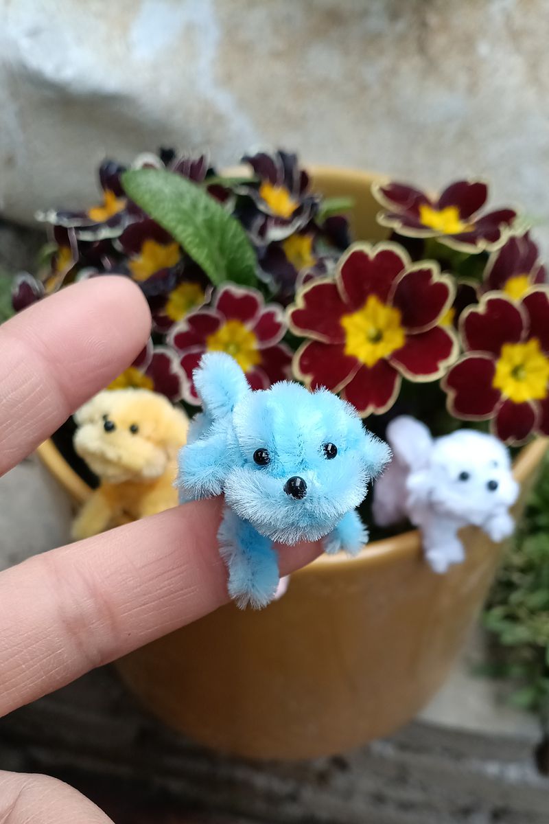 Handmade Pipe Cleaner Thumb Style 4 color Puppies