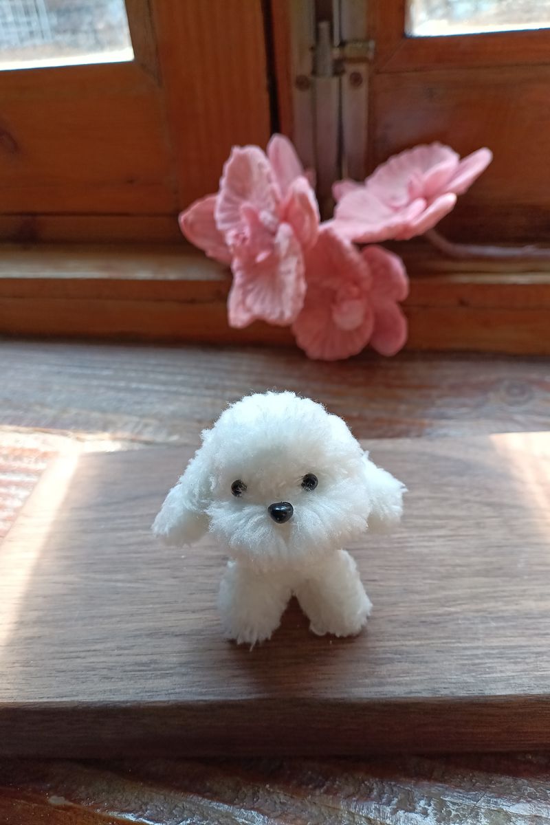 Handmade Small Pipe Cleaner Coral Fleece Dog (White and Caramel)