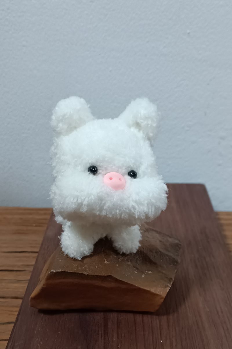 Handmade Pipe Cleaner Pig (Pink and White)