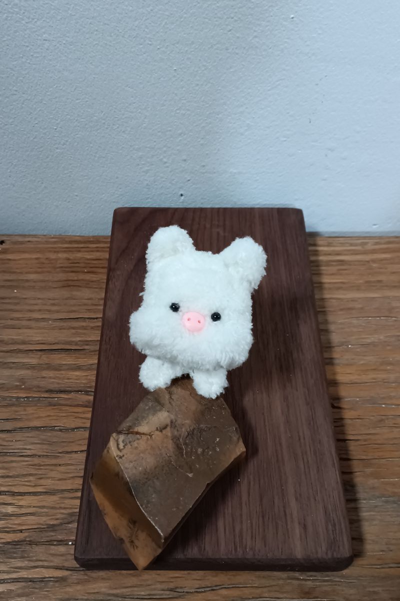 Handmade Pipe Cleaner Pig (Pink and White)