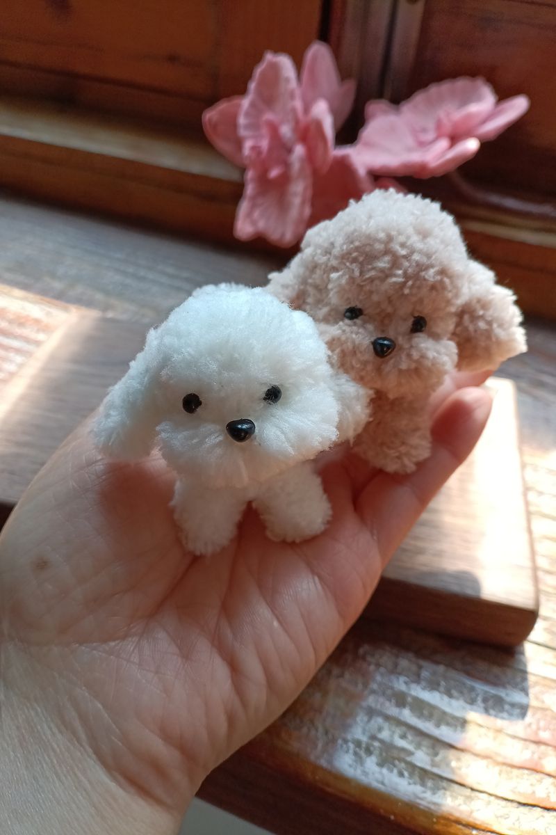Handmade Small Pipe Cleaner Coral Fleece Dog (White and Caramel)