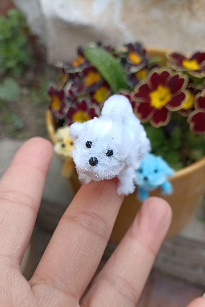 Handmade Pipe Cleaner Thumb Style 4 color Puppies