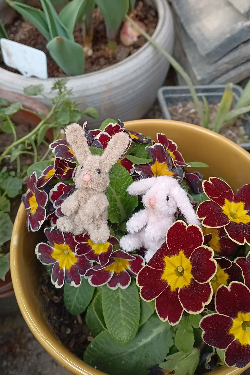 Handmade Wool Pipe Cleaner Bunny (Pink and Brown)