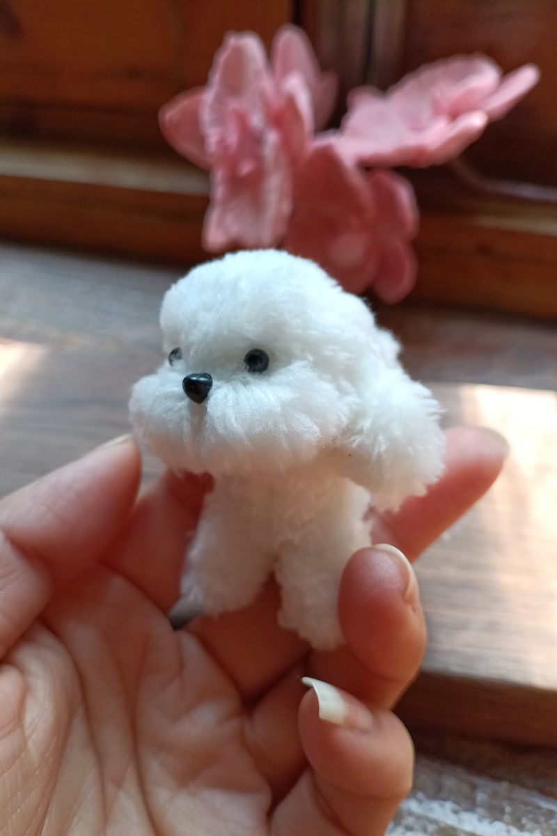 Handmade Small Pipe Cleaner Coral Fleece Dog (White and Caramel)