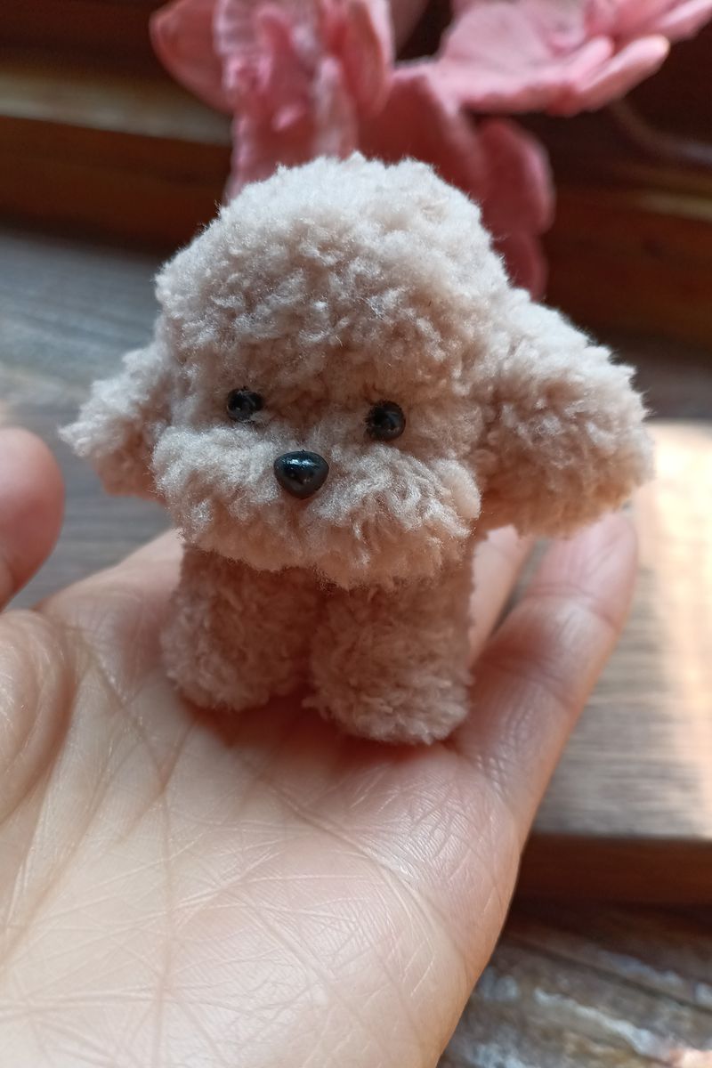 Handmade Small Pipe Cleaner Coral Fleece Dog (White and Caramel)