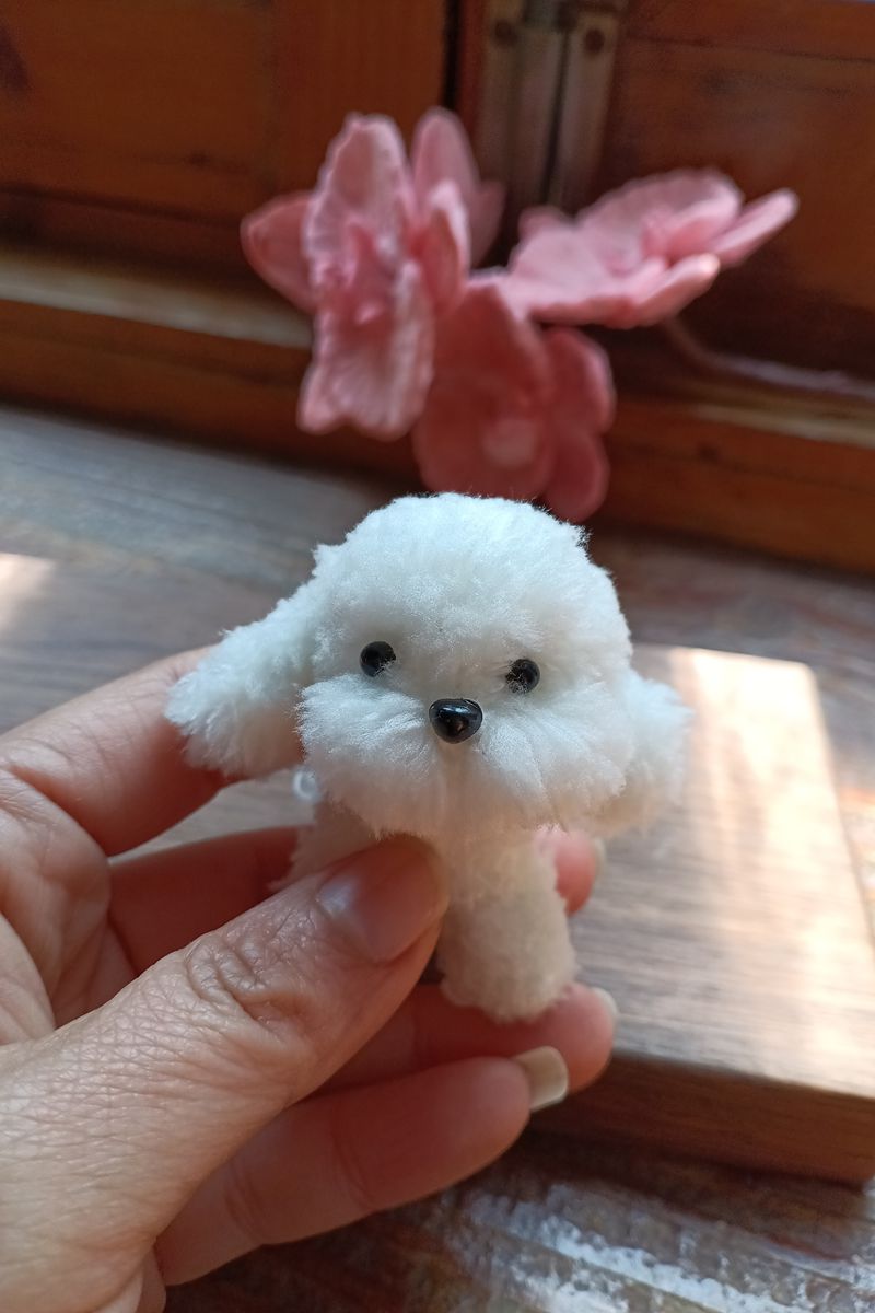 Handmade Small Pipe Cleaner Coral Fleece Dog (White and Caramel)