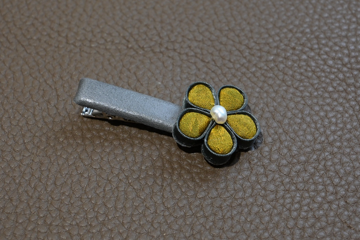 Handmade Floral Original Knot Button Hair Clip (Blue, Gray, Green, Gold, Purple, and Brown)