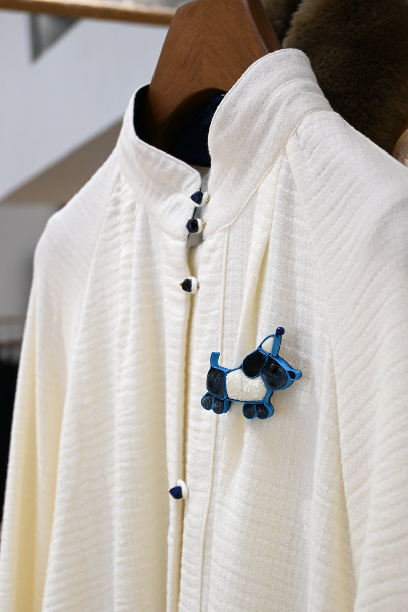 Handmade Traditional Knot Button Dog with Hat Brooch (Blue and Yellow)